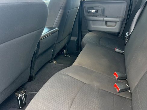 Used 2020 RAM 1500 Classic Warlock AWD/4WD image 9