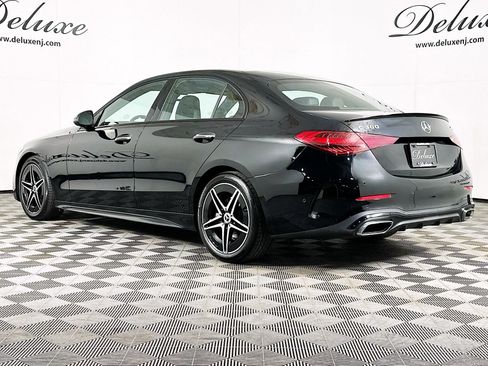 Used 2024 Mercedes-Benz C 300 4MATIC Sedan image 4