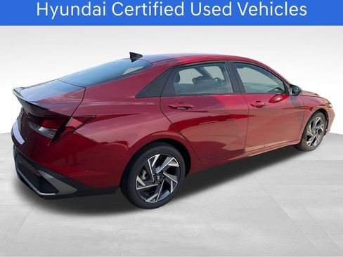 Certified 2025 Hyundai Elantra Sport FWD image 6