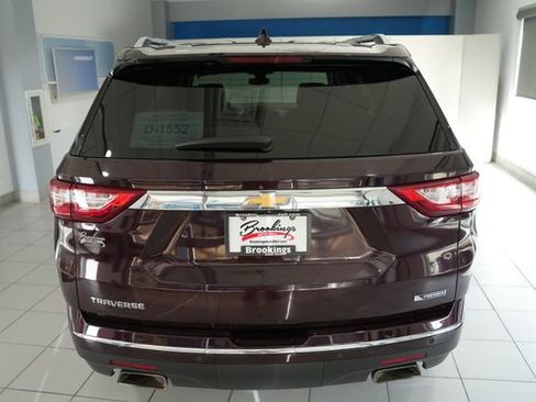 Used 2018 Chevrolet Traverse Premier w/ Driver Confidence II Package image 8