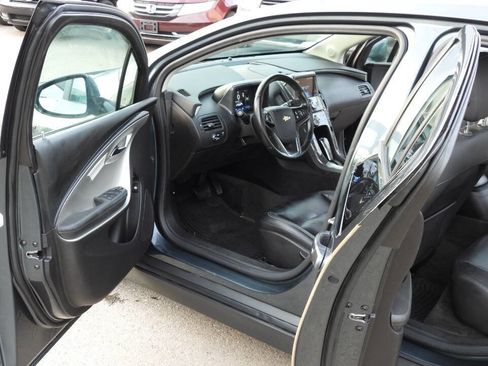Used 2013 Chevrolet Volt Premium w/ Premium Trim Package image 23