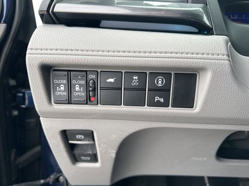 Used 2023 Honda Odyssey Elite image 20