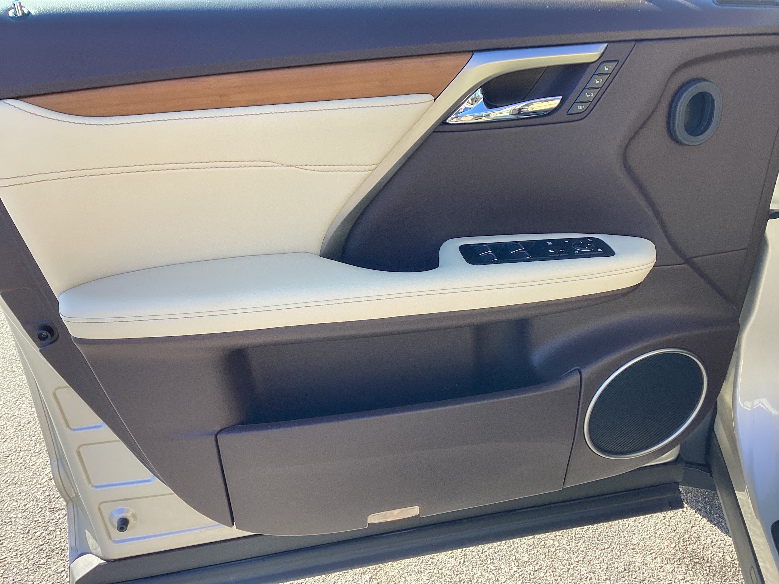Used 2019 Lexus RX 350 AWD w/ Navigation Package image 16