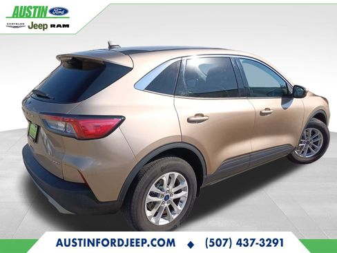 Certified 2021 Ford Escape SE w/ Cold Weather Package image 5