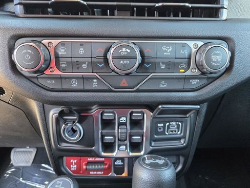 New 2026 Jeep Wrangler Unlimited Sport image 14