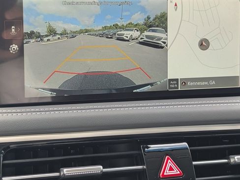 Used 2026 Genesis G70 2.5T image 20