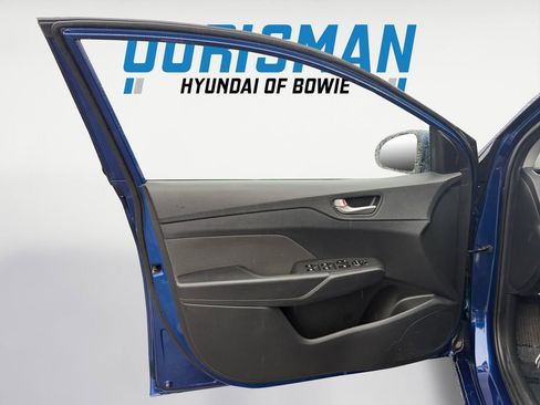 Used 2020 Hyundai Accent SE image 17