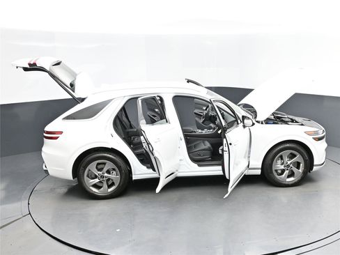 Used 2026 Genesis GV70 2.5T image 18