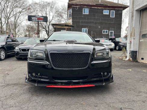 Used 2014 Chrysler 300 C RWD image 24