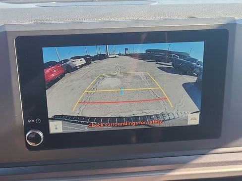 Used 2025 Toyota 4Runner SR5 image 28