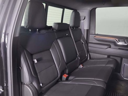 Used 2024 GMC Sierra 2500 Denali w/ Denali Reserve Package image 32