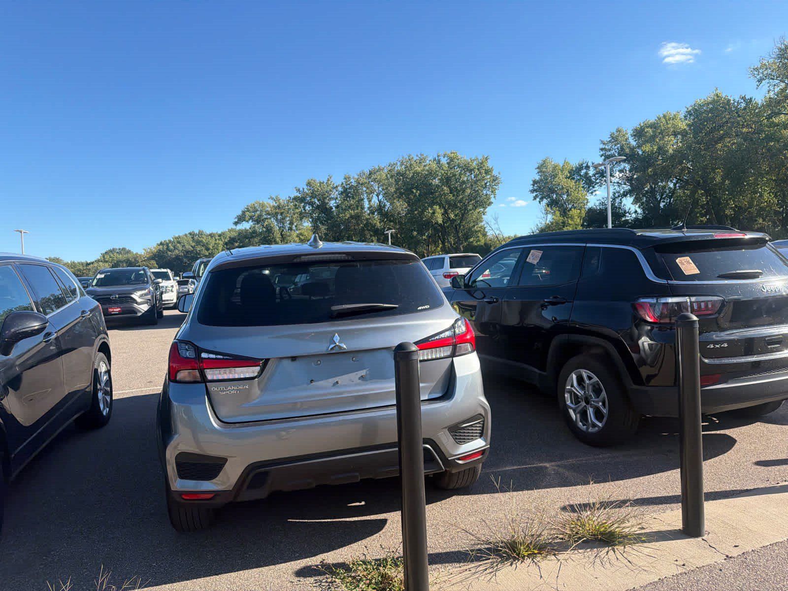Used 2025 Mitsubishi Outlander Sport ES AWD/4WD image 4