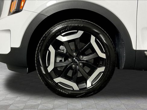 Used 2025 Kia Telluride EX FWD image 35