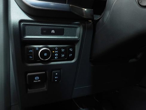 Used 2025 Ford F150 Raptor AWD/4WD image 23