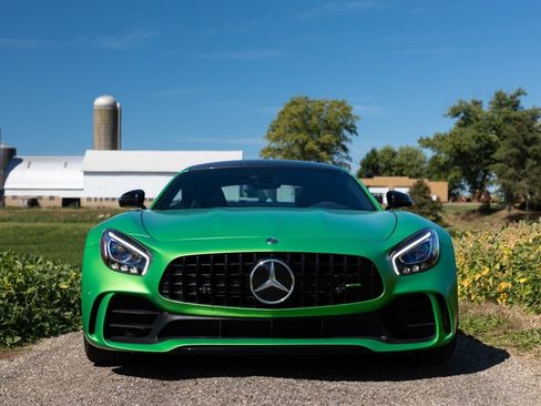 Used 2018 Mercedes-Benz AMG GT R image 21
