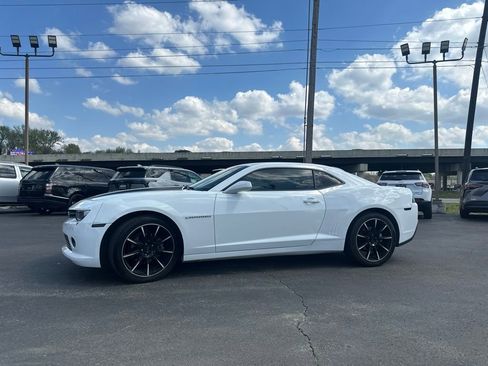 Used 2014 Chevrolet Camaro LT image 7