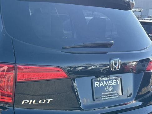 Used 2016 Honda Pilot Touring image 11