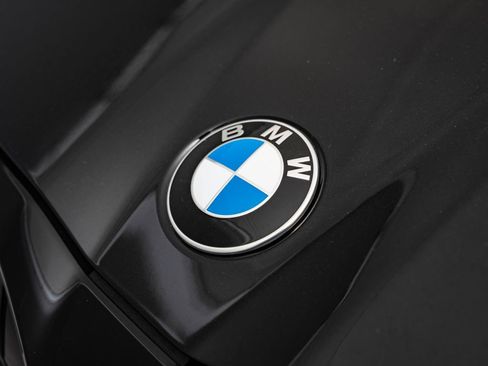 New 2027 BMW 530i xDrive w/ M Sport Package AWD/4WD image 3