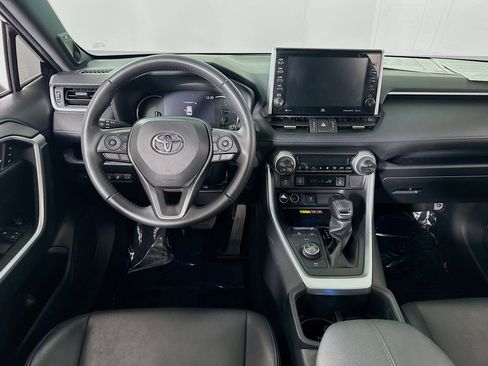Certified 2022 Toyota RAV4 XSE image 19