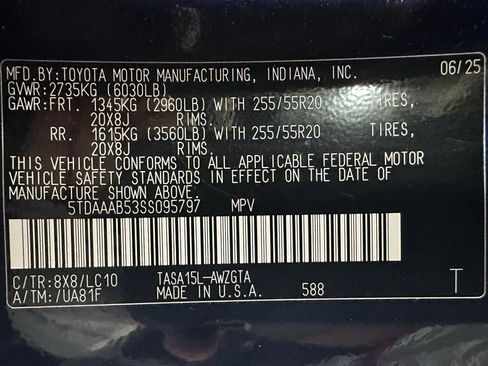 Used 2025 Toyota Grand Highlander AWD image 11
