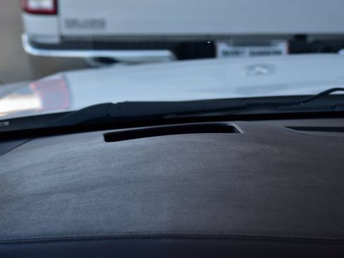 Used 2020 Cadillac XT6 Premium Luxury image 43