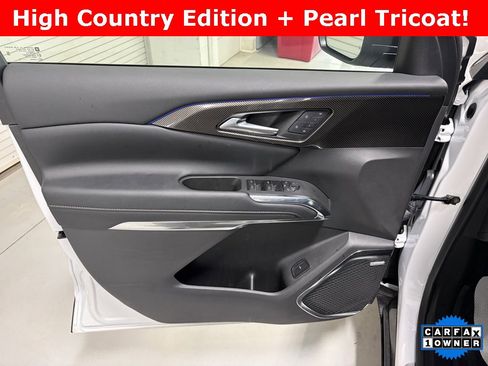 Used 2025 Chevrolet Traverse High Country w/ LPO, Floor Liner Package image 8