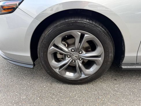 Used 2024 Honda Accord EX image 9