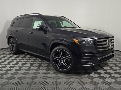 New 2026 Mercedes-Benz GLS 450 4MATIC image 9