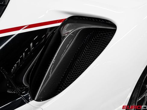 Used 2021 Ferrari SF90 Stradale AWD/4WD image 20