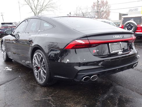 Certified 2025 Audi S7 Premium Plus image 3