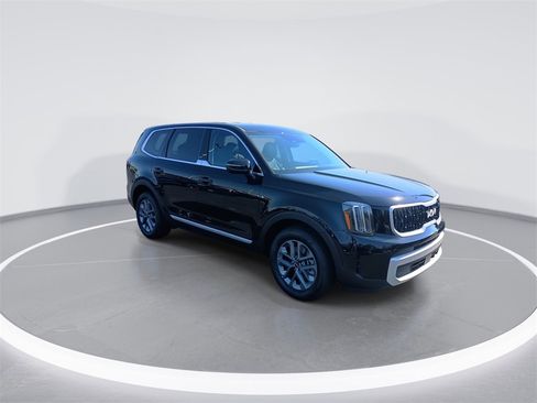 New 2025 Kia Telluride LX image 2