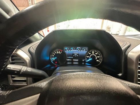Used 2016 Ford F150 Platinum w/ Technology Package AWD/4WD image 23