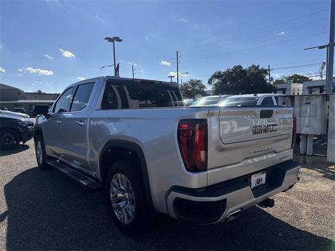 Used 2022 GMC Sierra 1500 Denali w/ Technology Package image 9