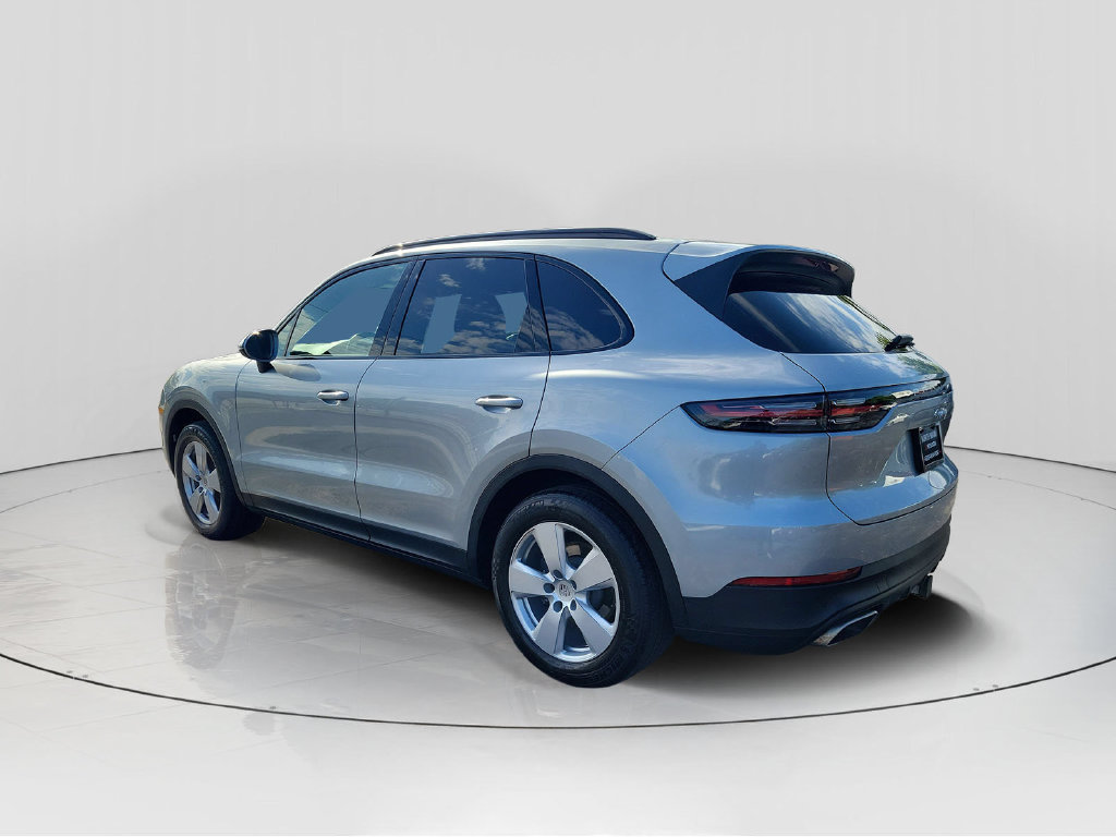 Used 2021 Porsche Cayenne AWD/4WD image 5