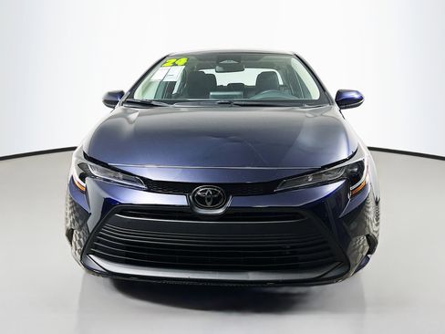 Used 2024 Toyota Corolla LE FWD image 9