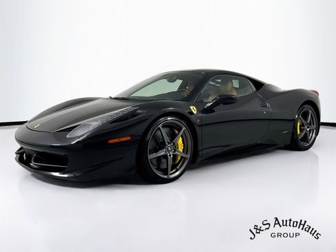 Used 2014 Ferrari 458 Italia Coupe RWD image 3