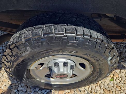 Used 2006 GMC Savana 2500 RWD image 12