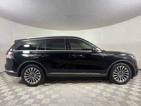 Used 2023 Lincoln Aviator 2WD w/ Premium Package image 5