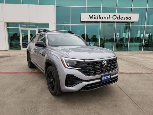 New 2026 Volkswagen Atlas Cross Sport SEL R-Line image 1