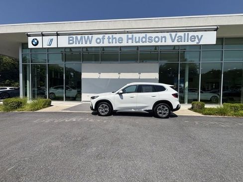 Used 2026 BMW X1 xDrive28i w/ Convenience Package image 1