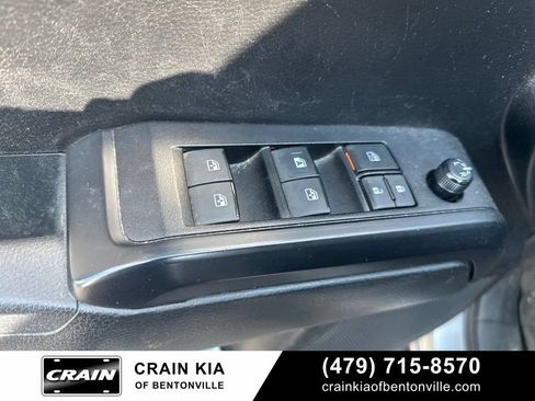 Used 2021 Toyota Tacoma SR AWD/4WD image 21