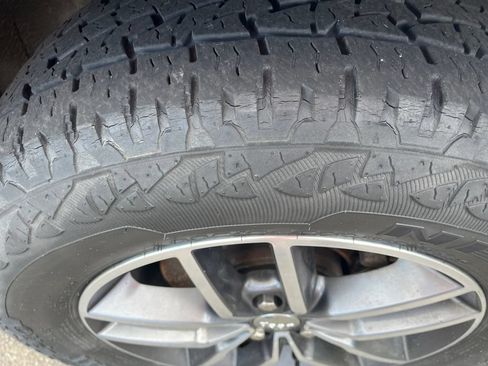 Used 2018 Jeep Grand Cherokee Limited AWD/4WD image 29