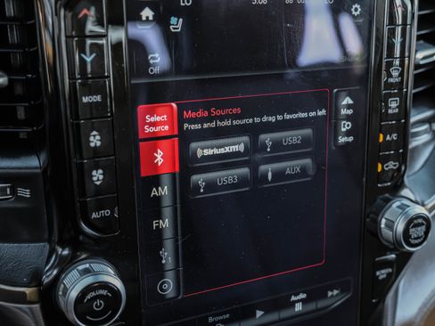 Used 2019 RAM 3500 Limited AWD/4WD image 27