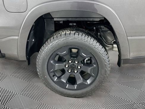 New 2026 RAM 1500 4x4 Crew Cab image 15