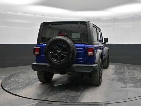 Used 2019 Jeep Wrangler Unlimited Sport S AWD/4WD image 6