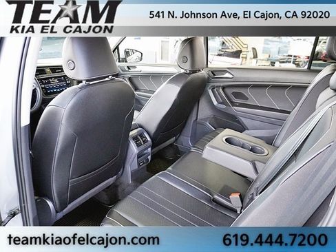 Used 2022 Volkswagen Tiguan SE image 16