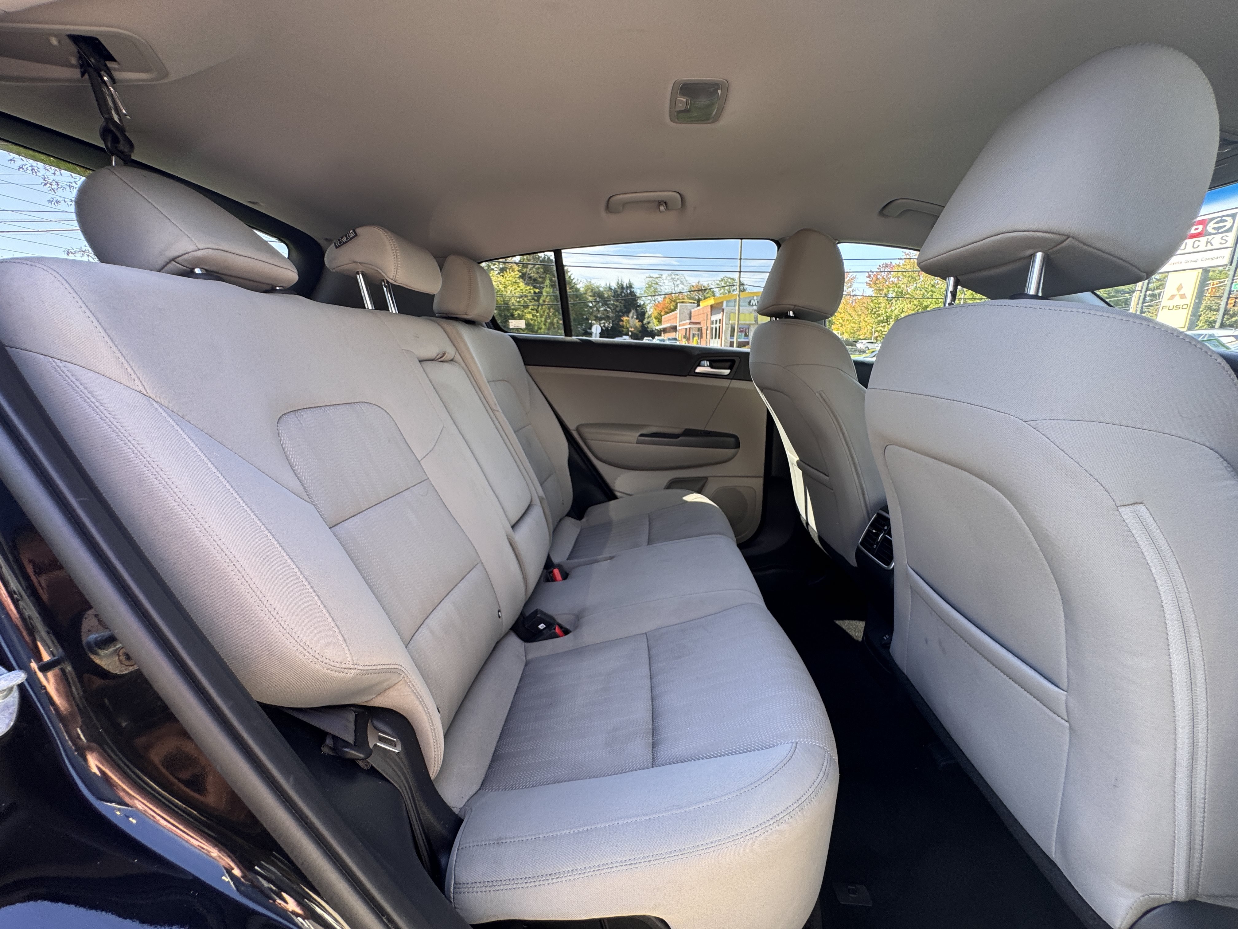 Used 2020 Kia Sportage LX FWD image 17