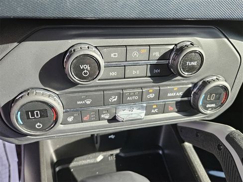 Used 2021 Ford Bronco First Edition image 19