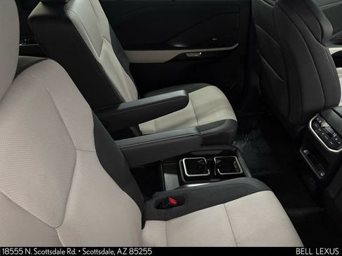 Used 2026 Lexus TX 500h AWD w/ Technology Package image 14
