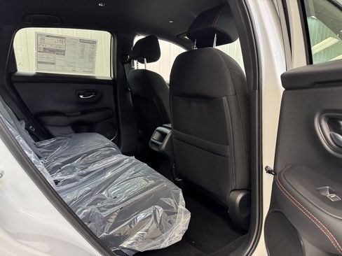 Used 2025 Honda HR-V Sport image 20